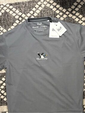 Men's Gray Short-Sleeve Crewneck T-Shirt with Embroidered Duck